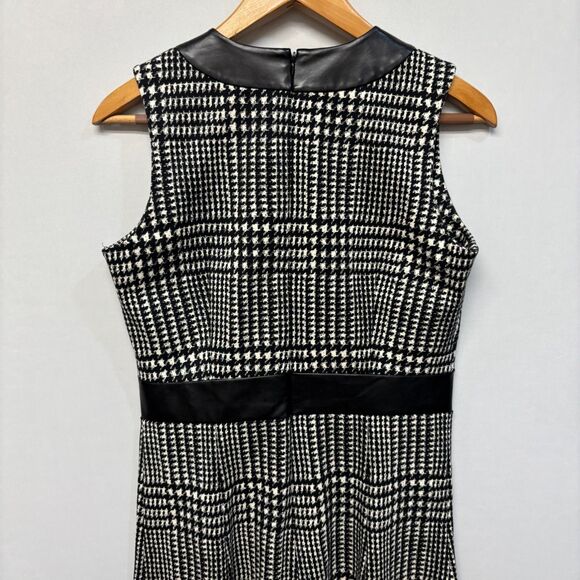J. McLaughlin Fit & Flare Sleeveless Dress Size Medium Houndstooth C019 -3 - Picture 11 of 14